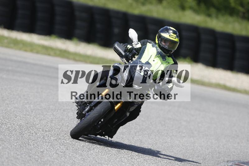 /Archiv-2025/09 22.04.2025 Cornu Master School ADR/gruen-vert/26